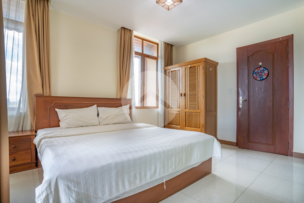 3 Bedroom Serviced Apartment For Rent - Boeung Kak 2, Phnom Penh - Image 10