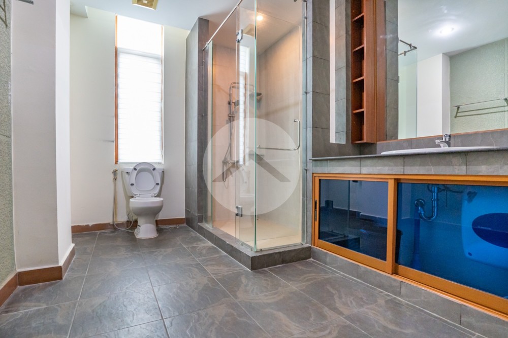 3 Bedroom Serviced Apartment For Rent - Boeung Kak 2, Phnom Penh - Image 15