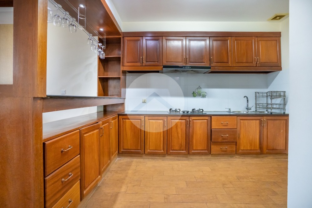 3 Bedroom Serviced Apartment For Rent - Boeung Kak 2, Phnom Penh - Image 5