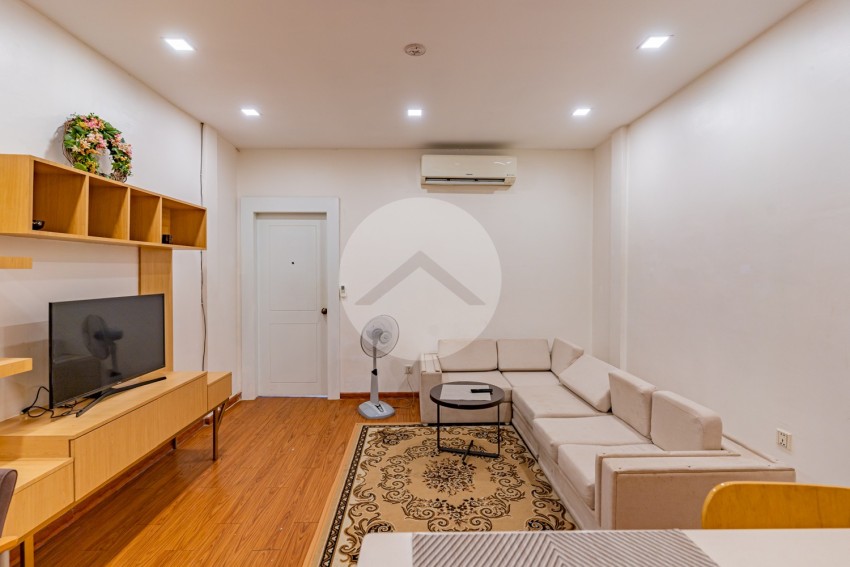 Renovated 2 Bedroom Apartment For Rent - Phsar Chas, Phnom Penh