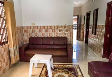 3 Bedrooms  Villa for Rent - Siem Reap thumbnail