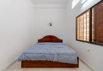 4 Bedroom Apartment For Rent - Slor Kram, Siem Reap thumbnail