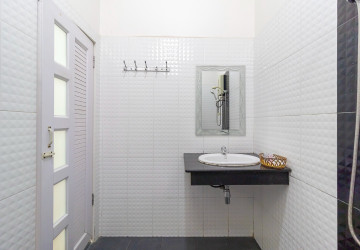 40 Sqm Studio Apartment For Rent - Svay Dangkum, Siem Reap thumbnail