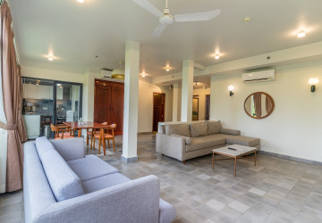 3 Bedrooms Serviced Apartment For Rent - Wat Phnom, Phnom Penh thumbnail