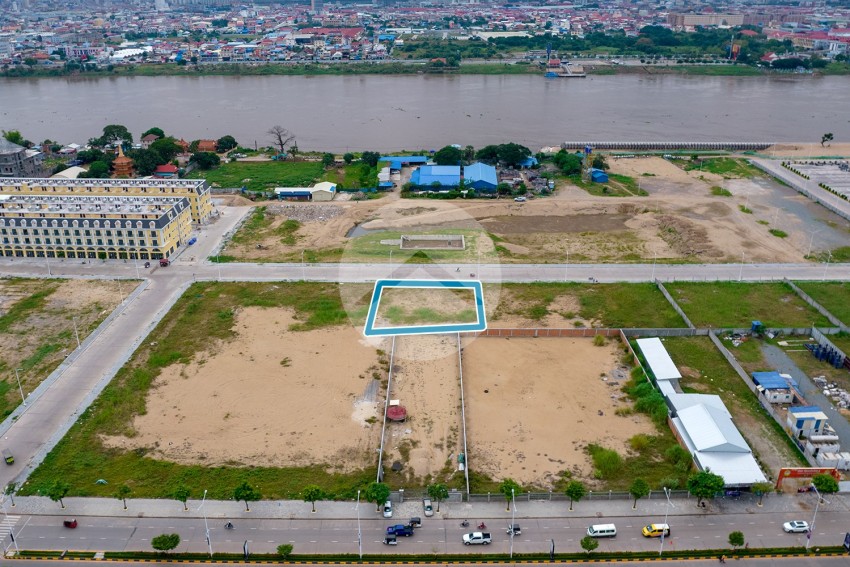 1,200 Sqm Land For Sale in Chroy Changvar- Phnom Penh