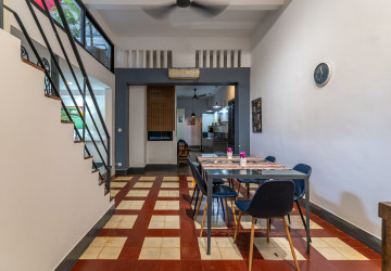 Renovated 3 Bedroom Apartment For Rent - Chey Chumneah, Phnom Penh thumbnail