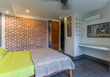 Renovated 3 Bedroom Apartment For Rent - Chey Chumneah, Phnom Penh thumbnail