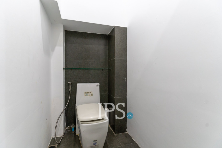 Renovated 3 Bedroom Apartment For Rent - Chey Chumneah, Phnom Penh