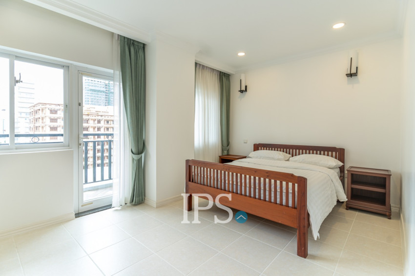 3 Bedroom Serviced Apartment For Rent - BKK1, Phnom Penh