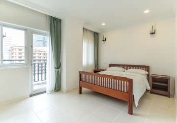 3 Bedroom Serviced Apartment For Rent - BKK1, Phnom Penh thumbnail