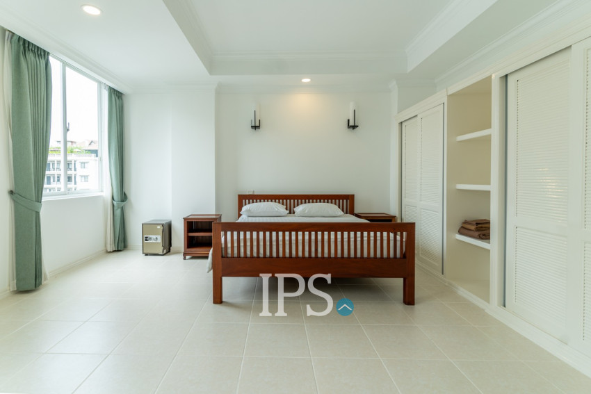 3 Bedroom Serviced Apartment For Rent - BKK1, Phnom Penh