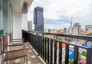 3 Bedroom Serviced Apartment For Rent - BKK1, Phnom Penh thumbnail