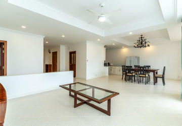 3 Bedroom Serviced Apartment For Rent - BKK1, Phnom Penh thumbnail