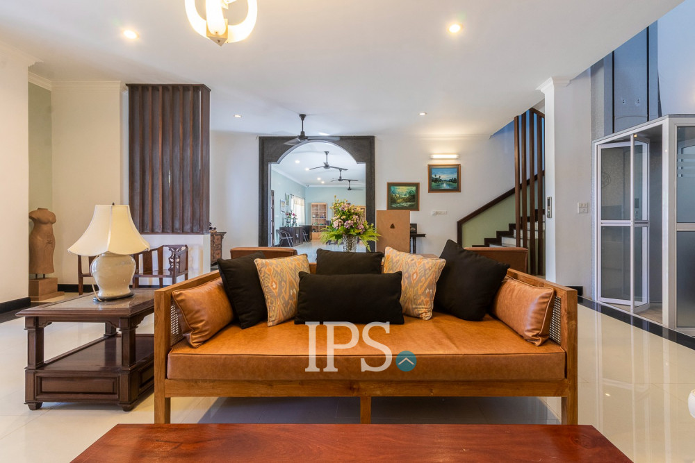 5 Bedroom Villa For Sale - Svay Dangkum, Siem Reap - Image 8