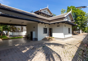 5 Bedroom Villa For Sale - Svay Dangkum, Siem Reap thumbnail