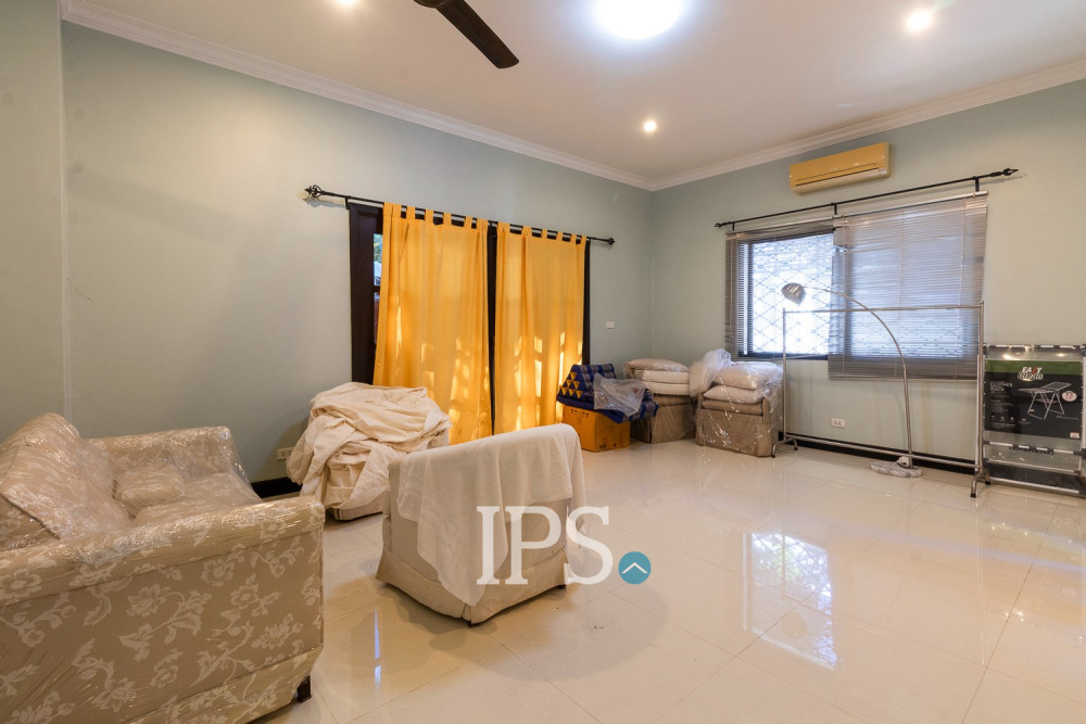 5 Bedroom Villa For Sale - Svay Dangkum, Siem Reap - Image 39