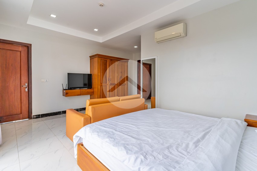 40 Sqm Studio Apartment For Rent - Toul Tum Poung 1, Phnom Penh