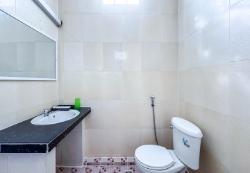 2 Bedroom Apartment For Rent - Slor Kram, Siem Reap thumbnail