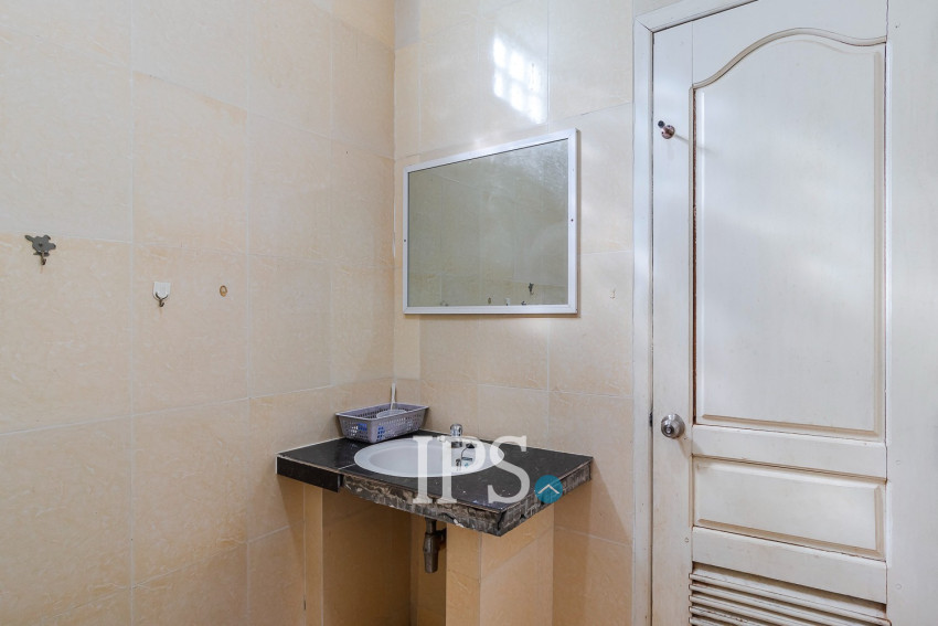 2 Bedroom Apartment For Rent - Slor Kram, Siem Reap