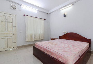 2 Bedroom Apartment For Rent - Slor Kram, Siem Reap thumbnail