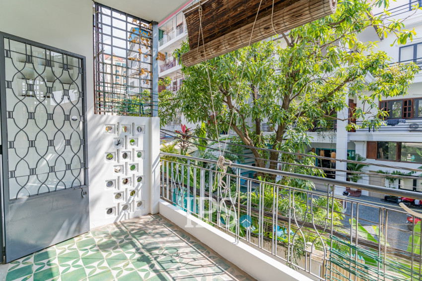 Renovated Duplex 2 Bedroom Apartment For Rent -  Chakto Mukh, Phnom Penh