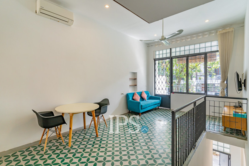 Renovated Duplex 2 Bedroom Apartment For Rent -  Chakto Mukh, Phnom Penh