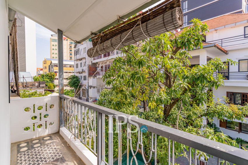 Renovated Duplex 2 Bedroom Apartment For Rent -  Chakto Mukh, Phnom Penh