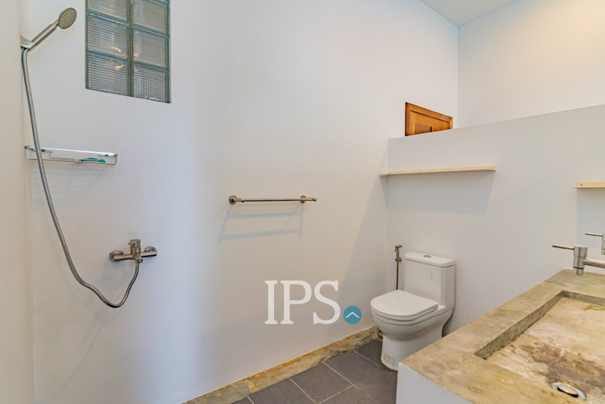 Renovated Duplex 2 Bedroom Apartment For Rent -  Chakto Mukh, Phnom Penh