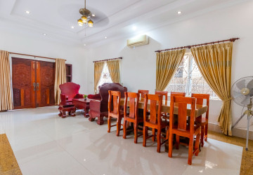 3 Bedroom House For Rent - Sala Komreuk, Siem Reap thumbnail