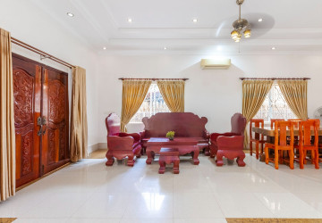 3 Bedroom House For Rent - Sala Komreuk, Siem Reap thumbnail