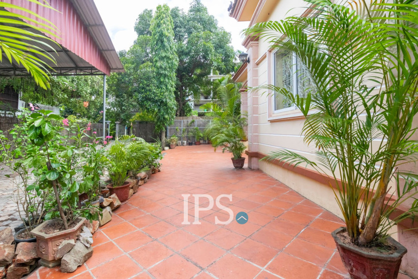 3 Bedroom House For Rent - Sala Komreuk, Siem Reap