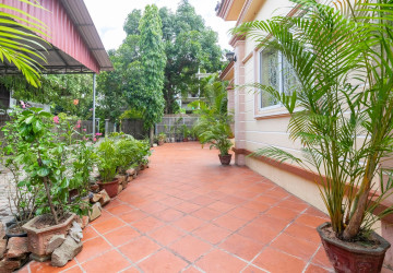 3 Bedroom House For Rent - Sala Komreuk, Siem Reap thumbnail