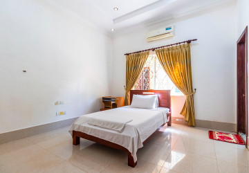 3 Bedroom House For Rent - Sala Komreuk, Siem Reap thumbnail
