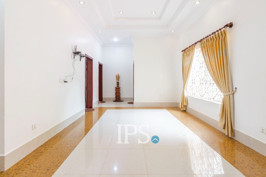 3 Bedroom House For Rent - Sala Komreuk, Siem Reap