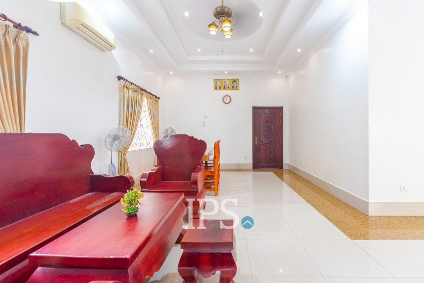 3 Bedroom House For Rent - Sala Komreuk, Siem Reap