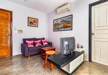 1 Bedroom Apartment For Rent - Sala Kamruek, Siem Reap thumbnail