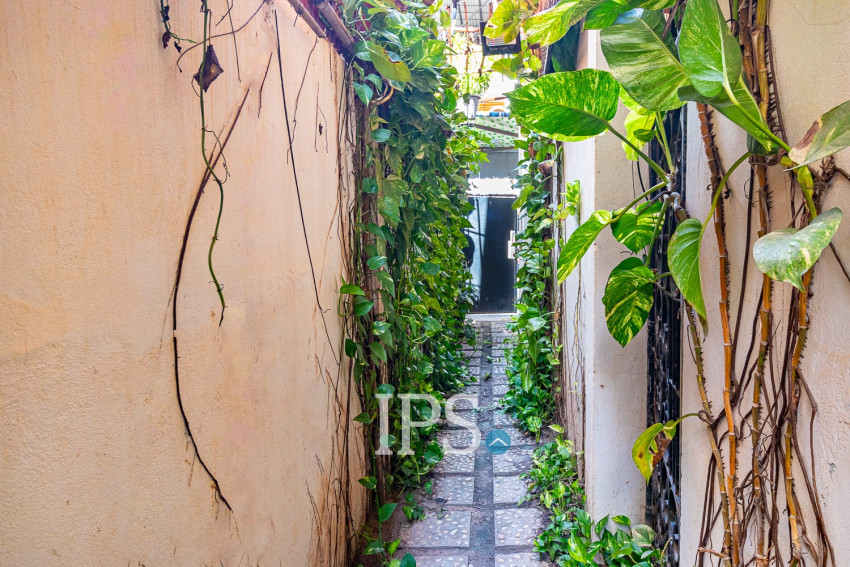 1 Bedroom Apartment For Rent - Sala Kamruek, Siem Reap