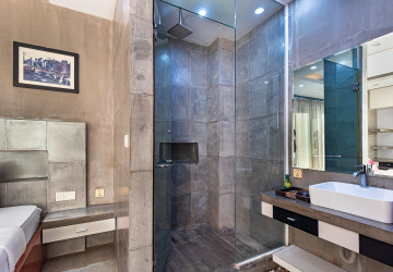 1 Bedroom Apartment For Rent - Sala Kamruek, Siem Reap thumbnail