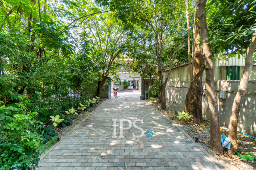 ផ្ទះ 2 បន្ទប់គេងសម្រាប់ជួល - សាលាកំរើក សៀមរាប