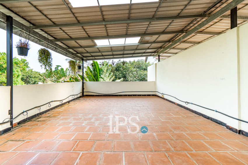 ផ្ទះ 2 បន្ទប់គេងសម្រាប់ជួល - សាលាកំរើក សៀមរាប