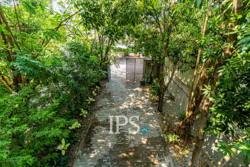 ផ្ទះ 2 បន្ទប់គេងសម្រាប់ជួល - សាលាកំរើក សៀមរាប