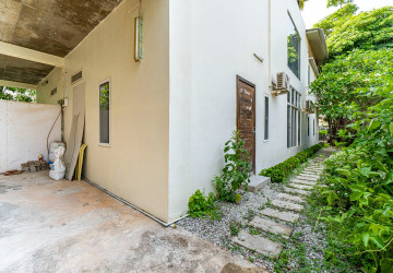 ផ្ទះ 2 បន្ទប់គេងសម្រាប់ជួល - សាលាកំរើក សៀមរាប រូបភាពតូច