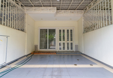 4 Bedroom Villa For Rent - Borey Chip Mong Sensok, Phnom Penh Thmey, Phnom Penh thumbnail