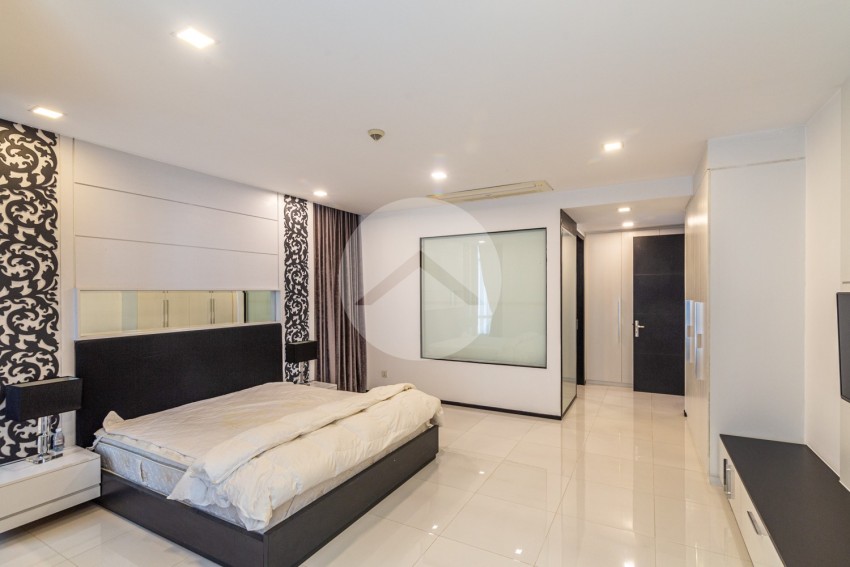 3 Bedroom Serviced Apartment For Rent - Daun Penh - Phnom Penh