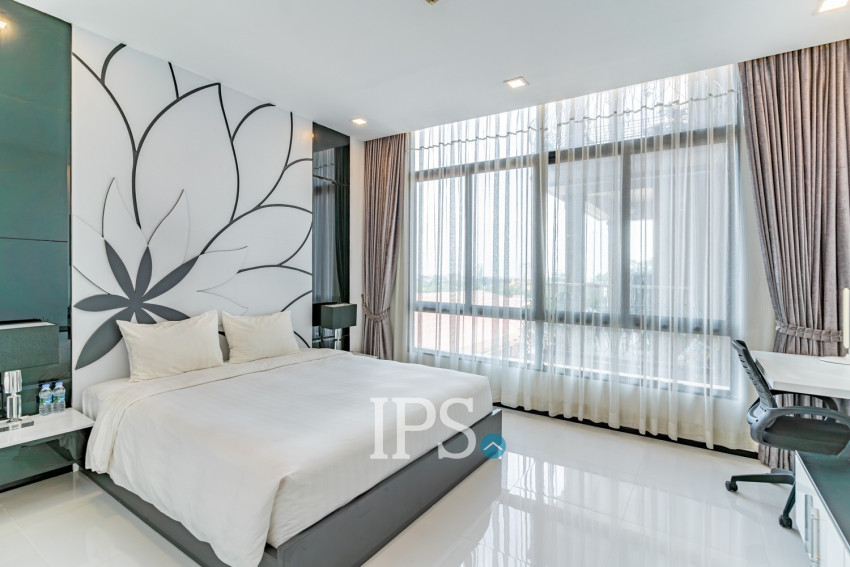 3 Bedroom Serviced Apartment For Rent - Beoung Raing, Phnom Penh
