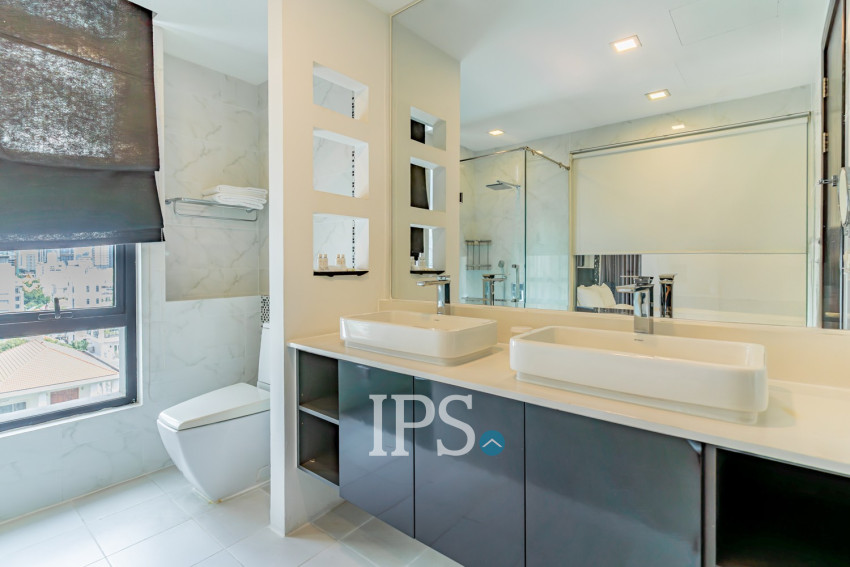 3 Bedroom Serviced Apartment For Rent - Beoung Raing, Phnom Penh