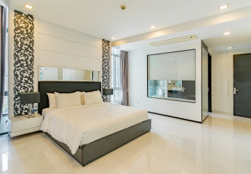 3 Bedroom Serviced Apartment For Rent - Beoung Raing, Phnom Penh thumbnail