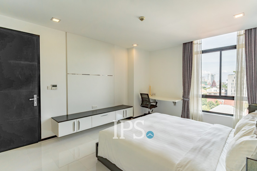3 Bedroom Serviced Apartment For Rent - Beoung Raing, Phnom Penh