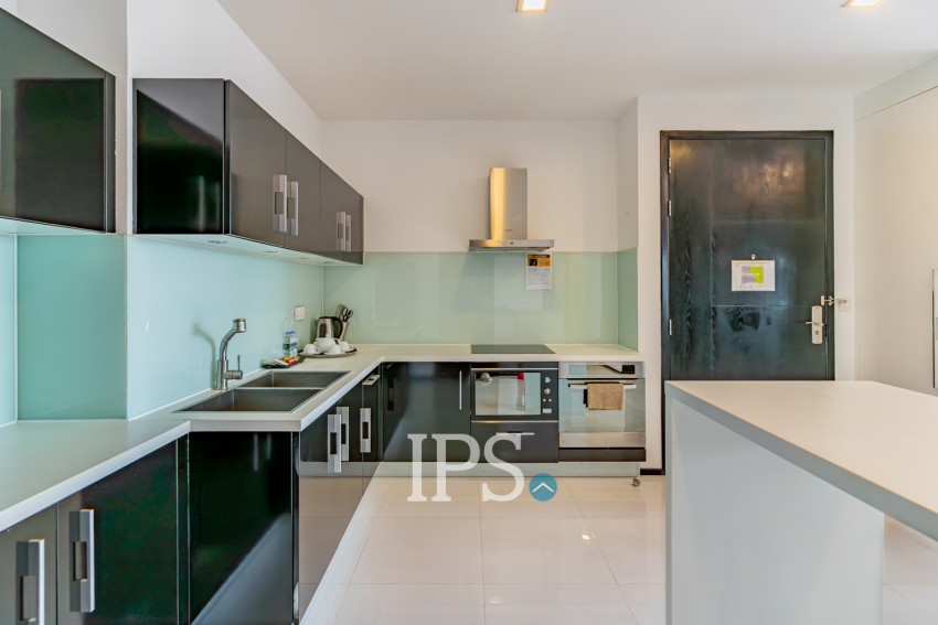 3 Bedroom Serviced Apartment For Rent - Beoung Raing, Phnom Penh