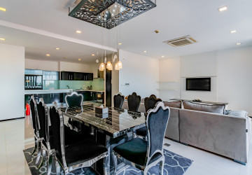 3 Bedroom Serviced Apartment For Rent - Beoung Raing, Phnom Penh thumbnail